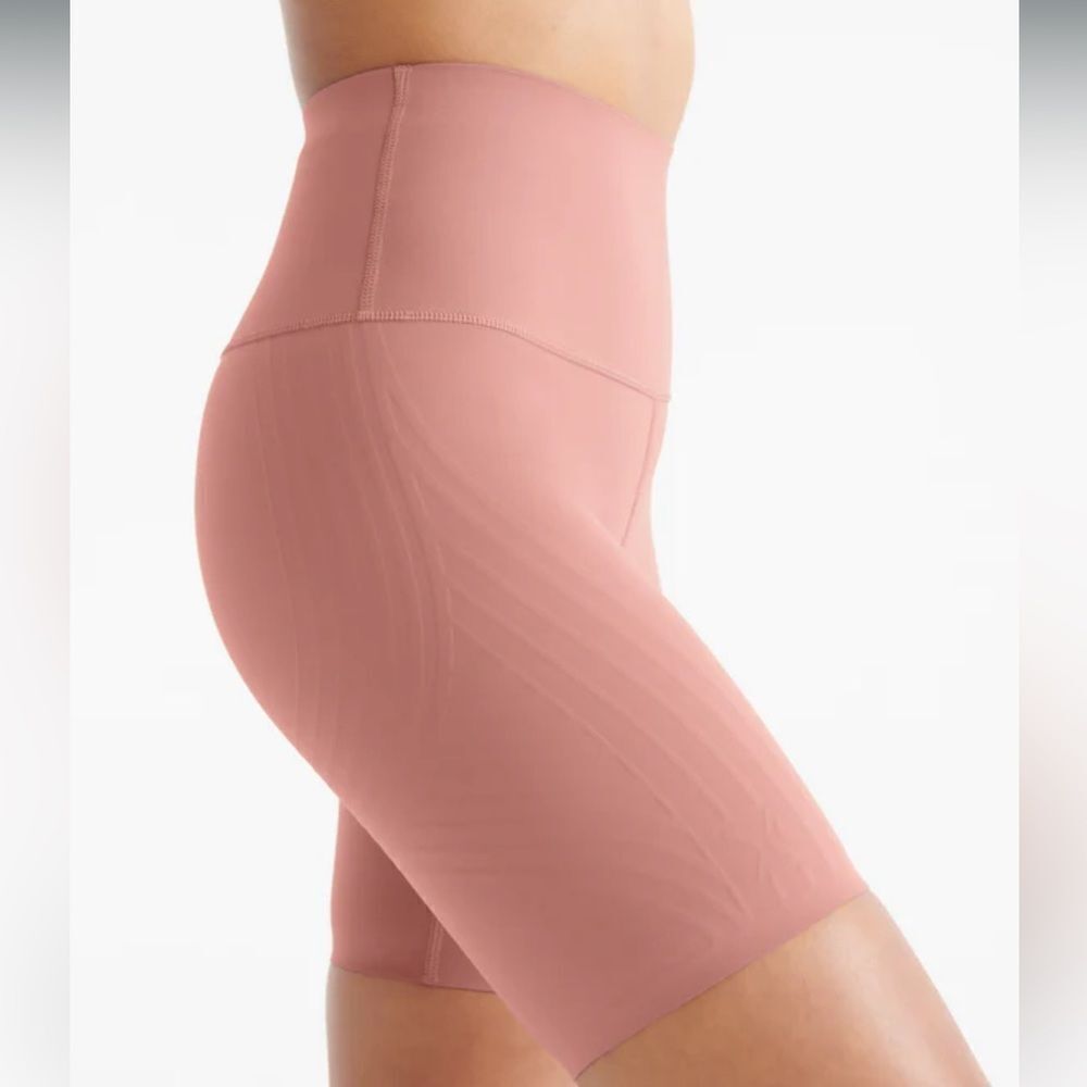 KNIX HiTouch High Rise Short Rosewood